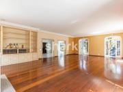 Casa à venda por R$ 9.500.000,00 no Jardim Guedala, São...