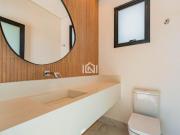 Casa à venda na Granja Viana