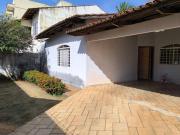 CASA A VENDA SETOR SUDOESTE 4 QUARTOS PISCINA Casa de...