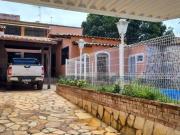 Casa de Esquina | Lote 300 m² | 5 Quartos | Área Gourmet...