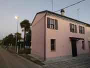 Casa abbinata con servizi