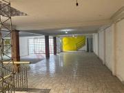 Casa acondicionada para comercio en Av. Adolfo López... Casa acondicionada para comercio en Av. Adolfo López...