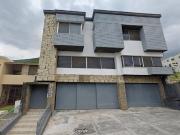 Casa ADJUDICADA en remate bancario en Cumbres 2º....