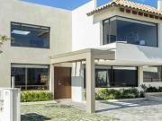 Casa Adjudicada en Residencial Valle de Las Fuentes...