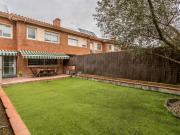 Casa adosada 4 dormitorios 220 m2