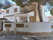 Casa adosada 5 dormitorios 285 m2