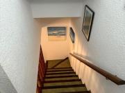 CASA ADOSADA CON JARDÍN PRIVADO Y PISCINA COMUNITARIA A...