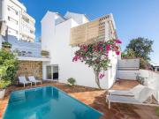 Casa adosada con piscina privada