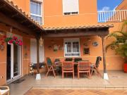 Casa adosada de 4 dormitorios en el complejo Mesetas Del...