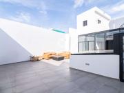 Casa Adosada de 4 habitaciones en venta en Las Palmas De...