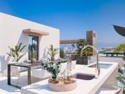Casa Adosada de 4 habitaciones en venta en Marbella, Malaga