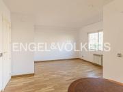 Casa adosada de alquiler en Arévalo Lara, Salvador