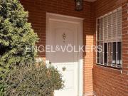 Casa adosada de alquiler en Arévalo Lara, Salvador