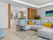 Casa adosada de alquiler en Calle el Salvador, 299,...