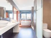 Casa adosada de alquiler en Carrer de Santa Perpètua,...