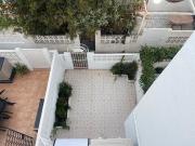 Casa adosada de alquiler en Carrer Pla de...