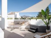 Casa adosada de lujo de 235 m2 en venta Marbella, Andalucía