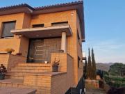 Casa adosada en Alquiler en Montilivi