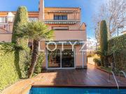 Casa adosada en alquiler en Tiana, de 160 m² 4...