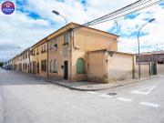 Casa adosada en Falces