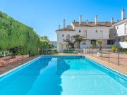 Casa adosada en una urbanizacion al lado de Puerto Banus!