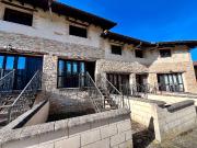 Casa adosada en Venta en Aguilar de Campoo