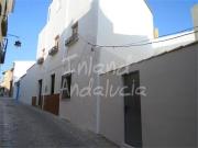 Casa adosada en Venta en Alcaudete