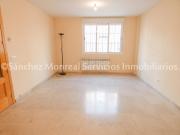 Casa adosada en venta en Alcázar de San Juan. Casas...