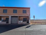 Casa adosada en venta en Alcolea de Calatrava. Chalet...