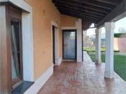 Casa adosada en Venta en Aldeamayor de San Martín