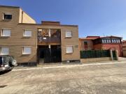 Casa adosada en venta en Alesanco. Casas adosadas.