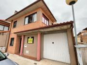 Casa adosada en venta en Alesanco. Unifamiliar el...