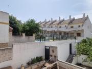 Casa adosada en venta en Algeciras, San Bernabé. Casa en...
