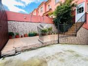 Casa adosada en venta en Algeciras, San García. Adosado...
