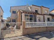 Casa adosada en Venta en Algorfa