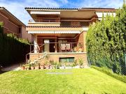 Casa adosada en Venta en Almajada Ravel