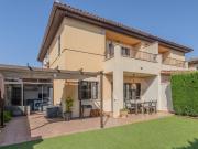 Casa adosada en Venta en Almajada Ravel