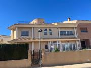 Casa adosada en venta en Almansa. CASA CON ENCANTO....
