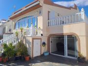 Casa adosada en venta en Almoradí. Casas adosadas.