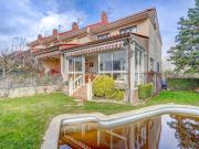 Casa adosada en Venta en Anguciana