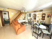 Casa adosada en Venta en Apóstol Santiago