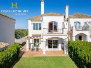 Casa adosada en venta en Arcos de la Frontera. Casas...