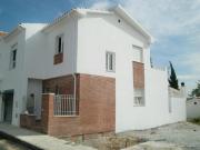 Casa adosada en venta en Arenas del Rey. Tu primera...
