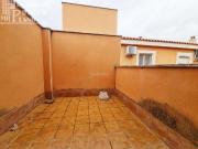Casa adosada en venta en Argamasilla de Alba. Casa...