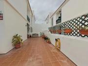 Casa adosada en venta en Arico. Chalet Adosado en...