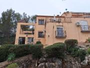 Casa adosada en venta en Atzúbia L´. Al entrar en la...