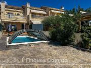 Casa adosada en venta en avenida De la Barquera, Roda de...