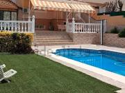Casa adosada en Venta en Avenida Elvas
