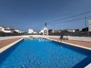 Casa adosada en venta en avenida Port Estaca, Roses, de...