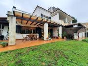 Casa adosada en Venta en Aznalcázar